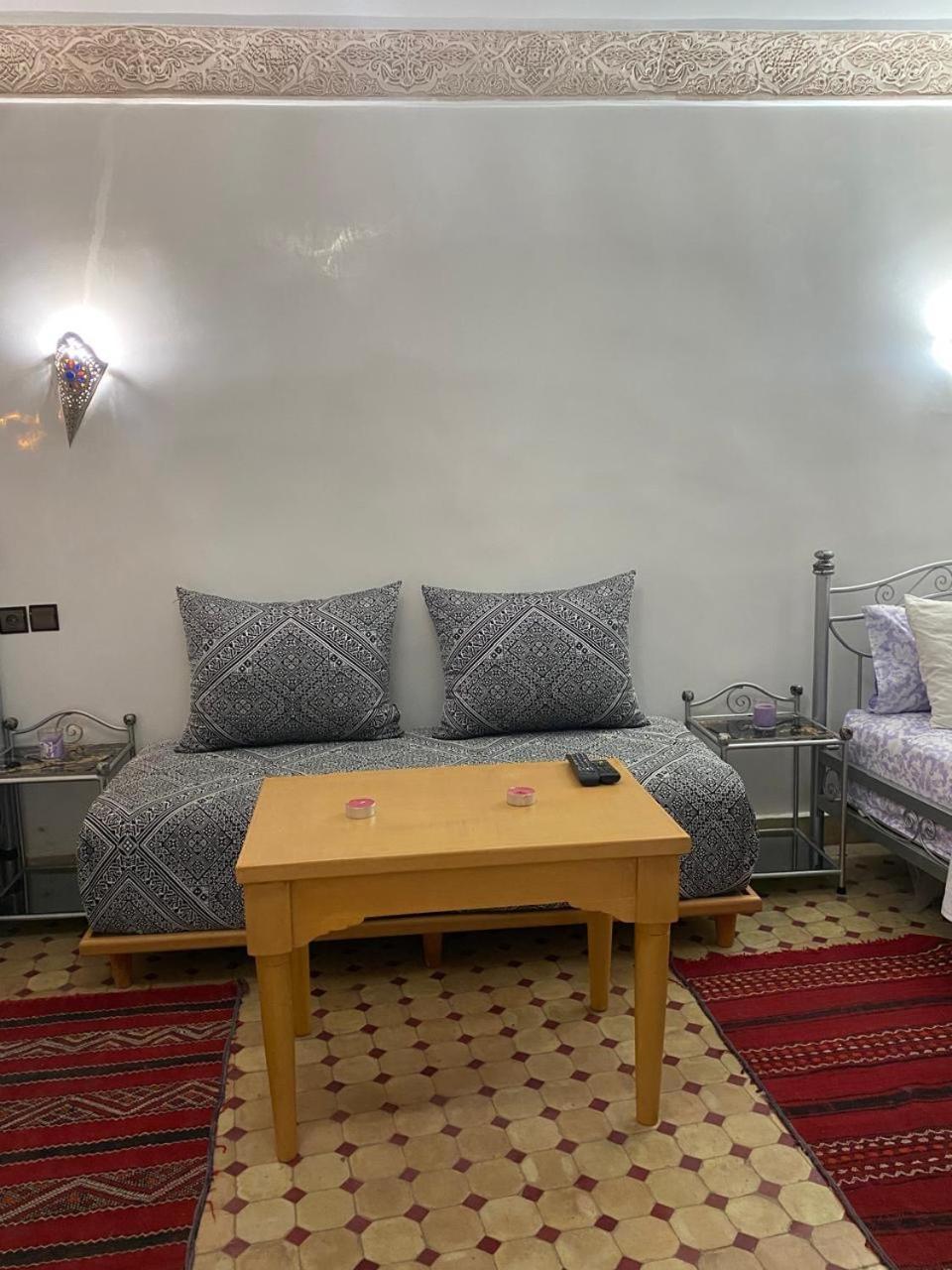 Dar Hassbia Appartement Fez Buitenkant foto